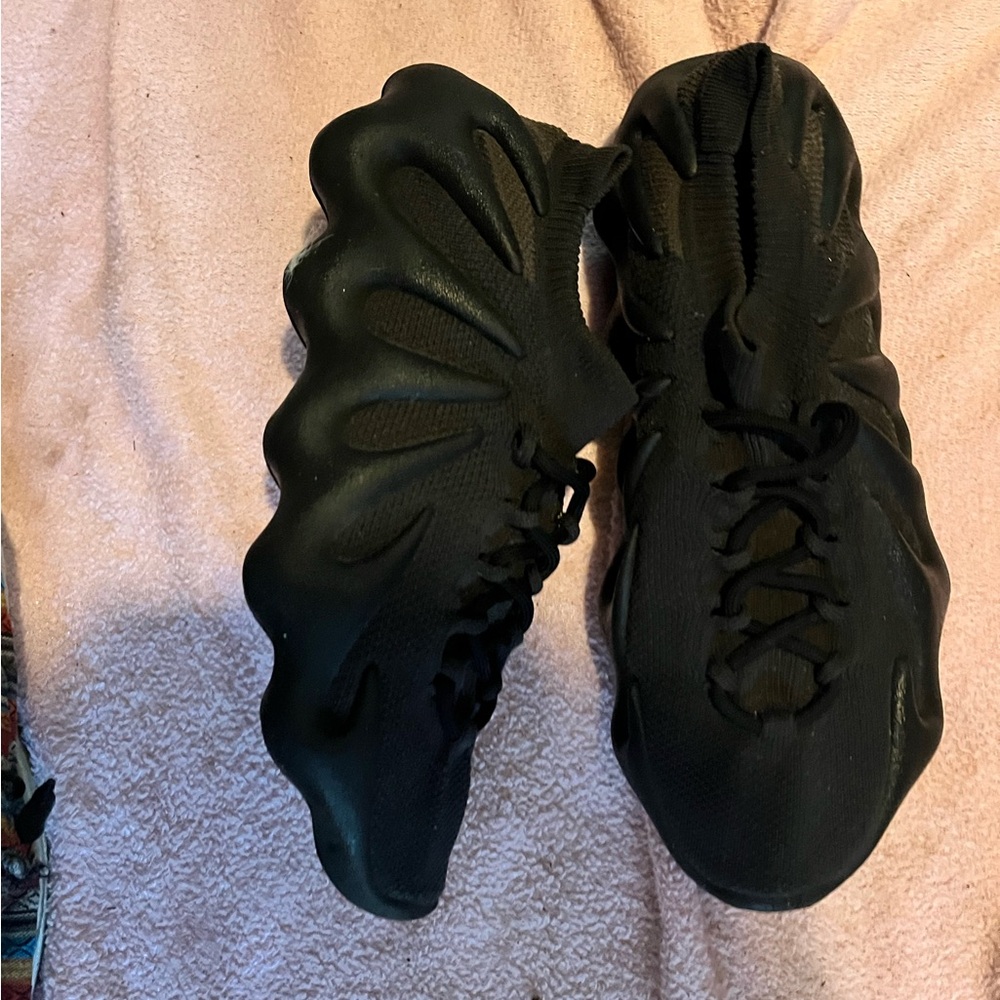 Yeezy 450s clean 220 or send B/O